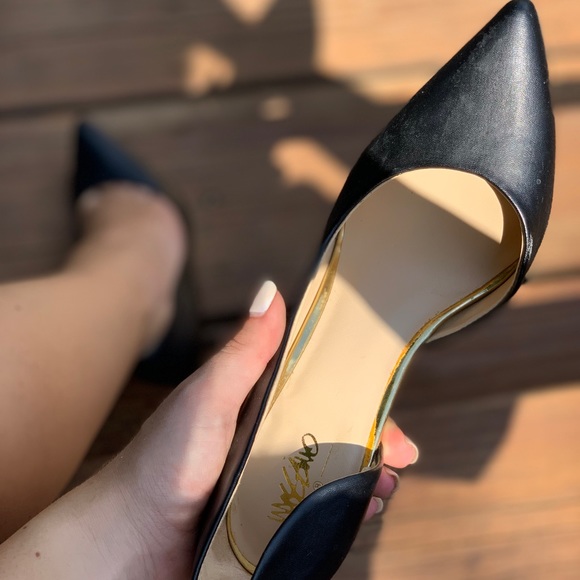 Shoes - Pointed Toe Heels